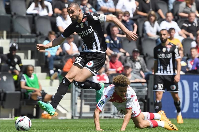 نبيل بن طالب