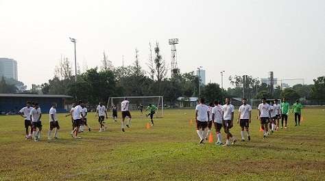 تدريب منتخب البحرين في جاكرتا