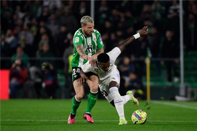 فينيسيوس جونيور أمام ريال بيتيس