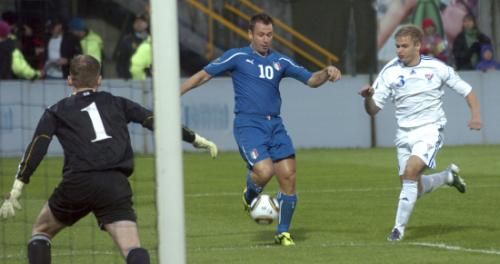 2011-09-02t194516z_01_mdj01_rtridsp_3_soccer-euro_reuters