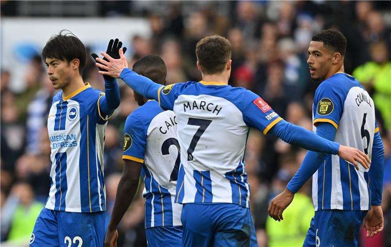 لاعبو برايتون