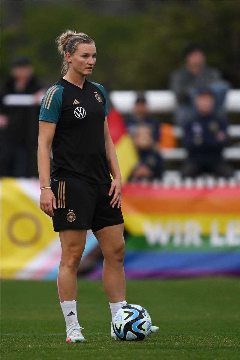 ألكسندرا بوب