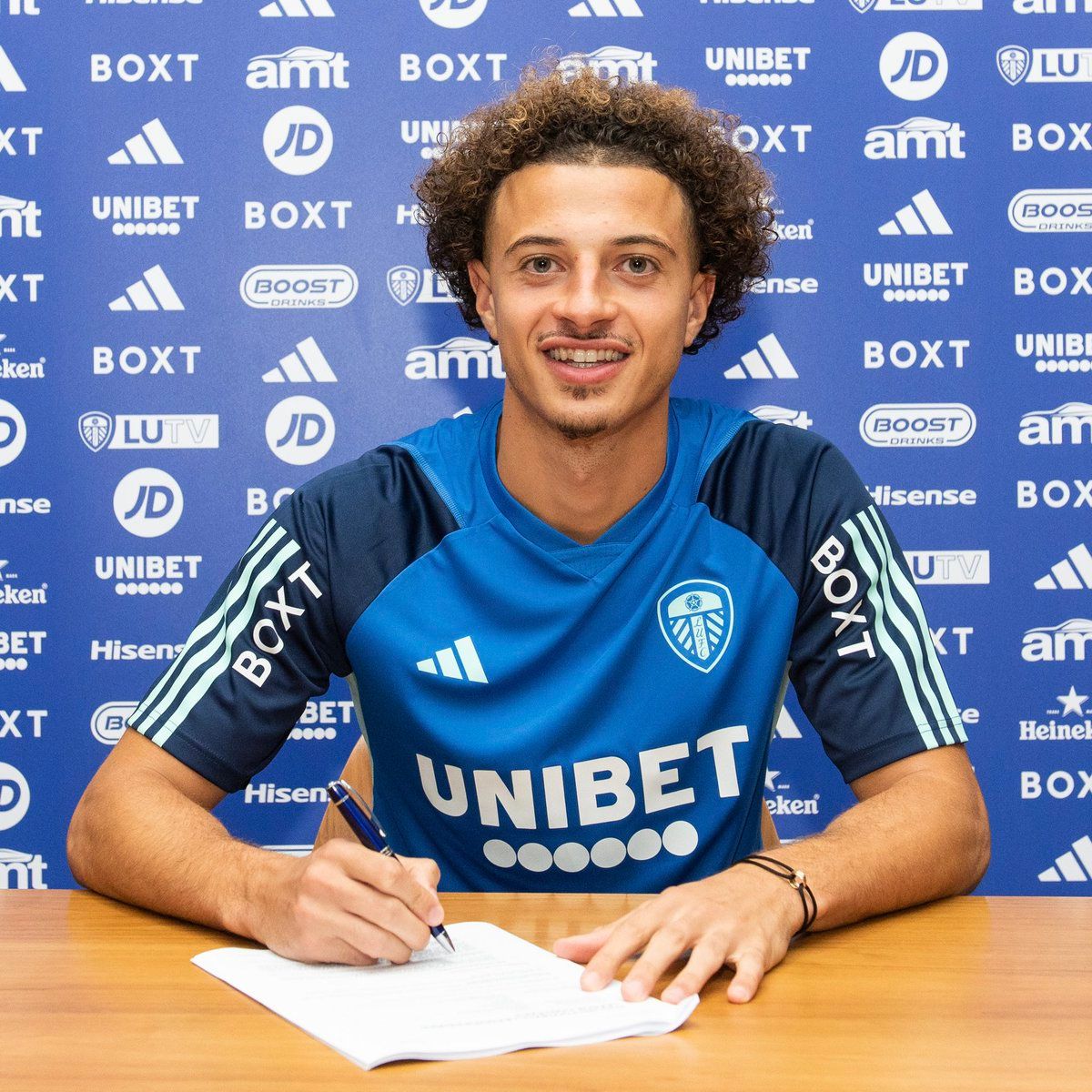 إيثان أمباديو