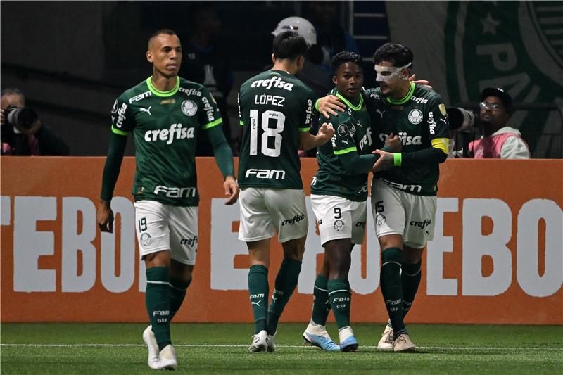 لاعبو بالميراس