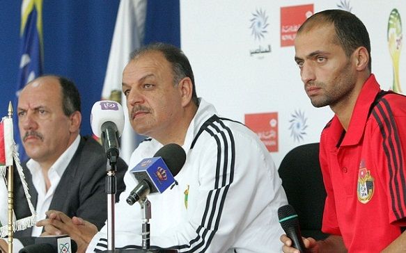 كماتشو وعدنان حمد في المؤتمر الصحفي اليوم الاثنين بالأردن 