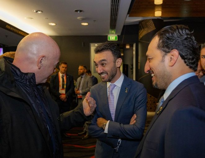 الأمير عبد العزيز مع إنفانتينو