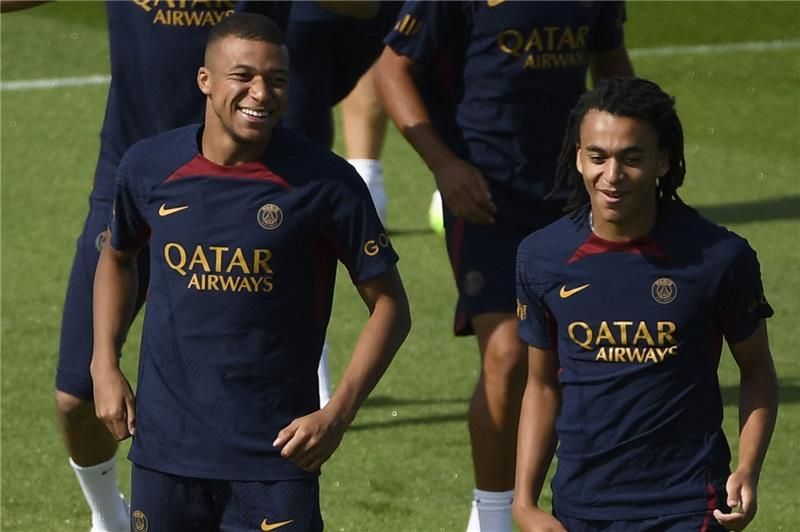 مبابي وإيثان