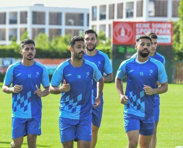 لاعبو الفتح