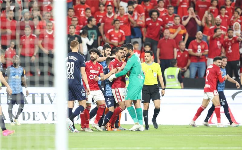 مواجهة سابقة بين الفريقين