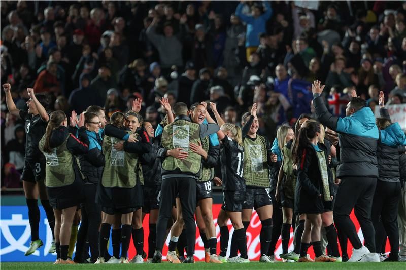 لاعبات منتخب نيوزيلندا