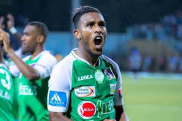 سند الورفلي