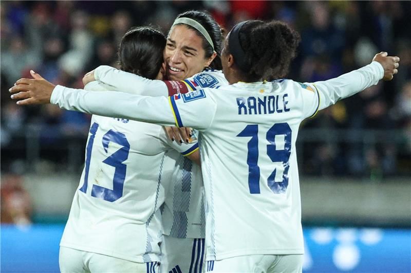 لاعبات منتخب الفلبين