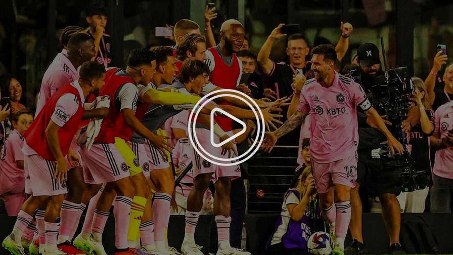 ليونيل ميسي خلال مشاركته في المباراة