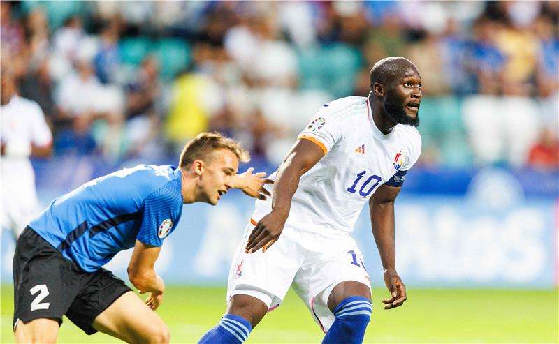 لوكاكو (جهة اليمين)