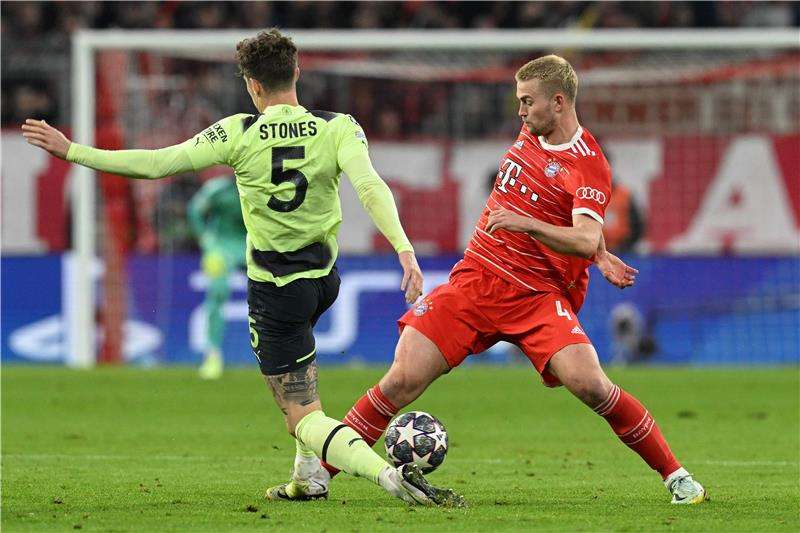 ماتياس دي ليخت