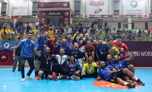 فريق السلط بعد التتويج