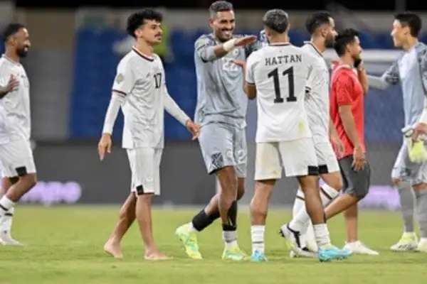 فرحة لاعبي الشباب