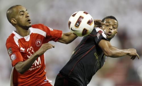 حامد إسماعيل على اليمين