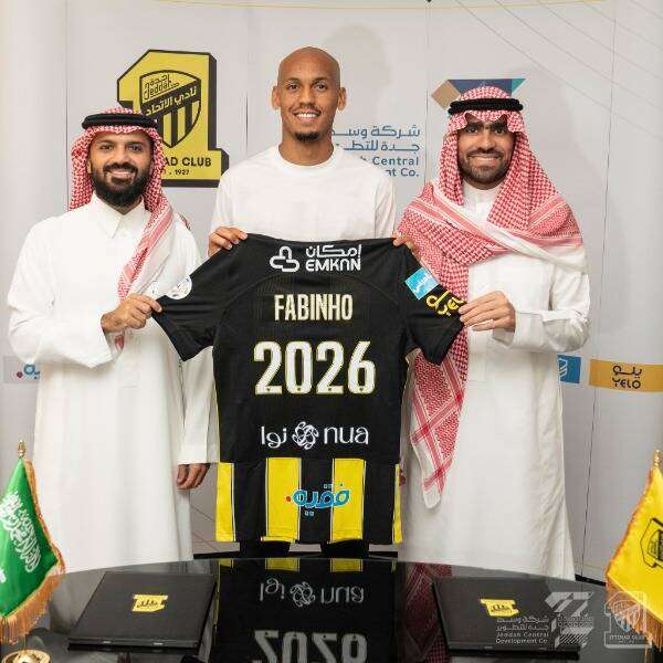 فابييو خلال تقديمه