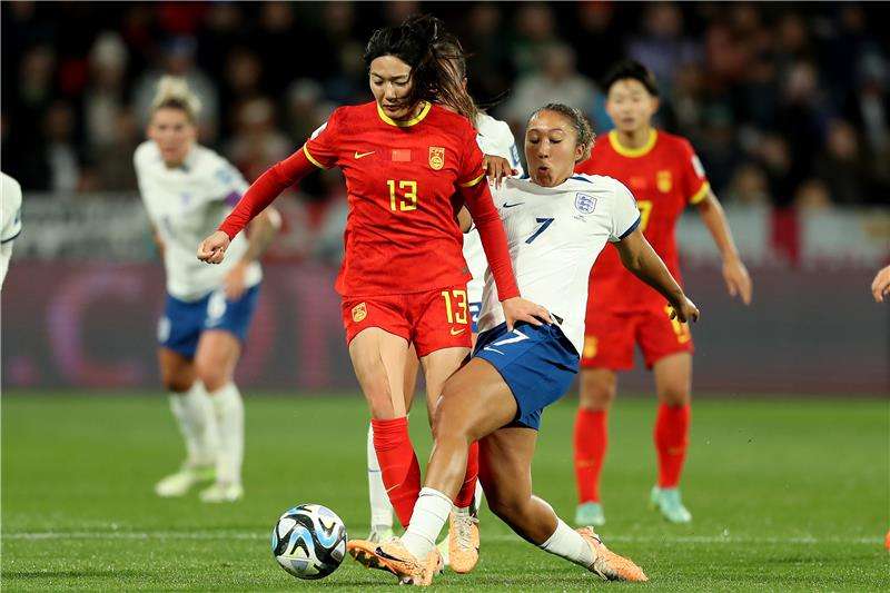 لاورين جيمس