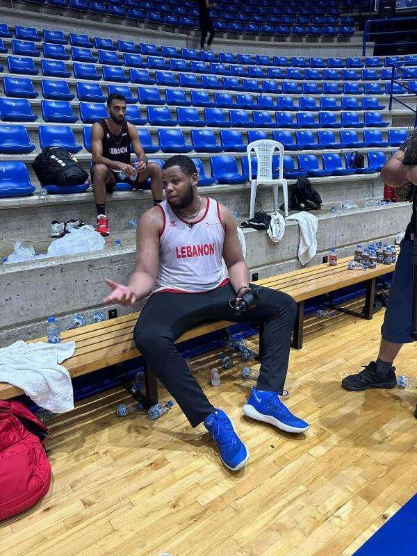 أوماري سبيلمان في تدريبات منتخب لبنان