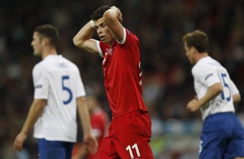 2011-09-06t225237z_01_lon32_rtridsp_3_soccer-euro_reuters
