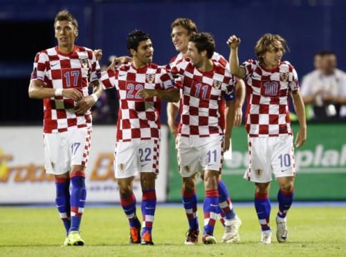 2011-09-06t220432z_01_nso20_rtridsp_3_soccer-euro_reuters