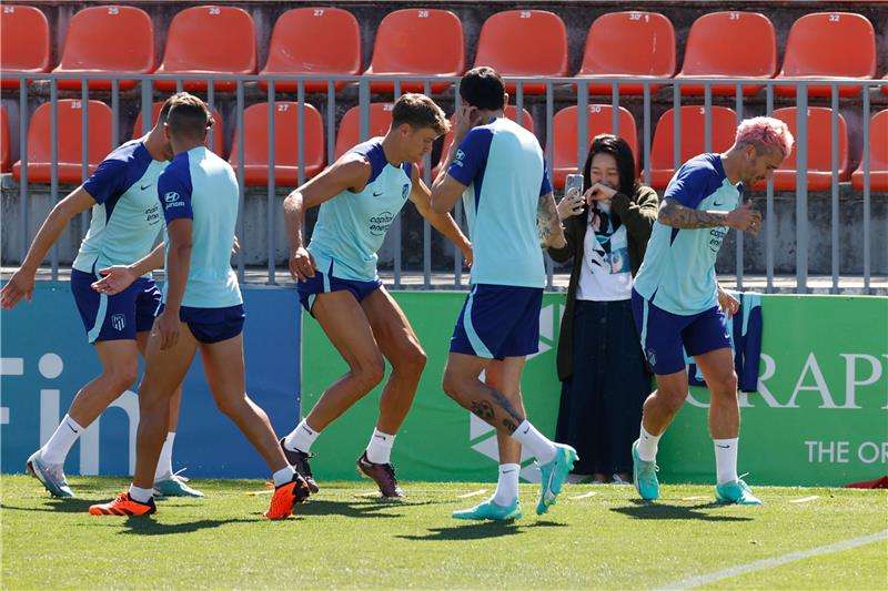 لاعبو أتلتيكو مدريد