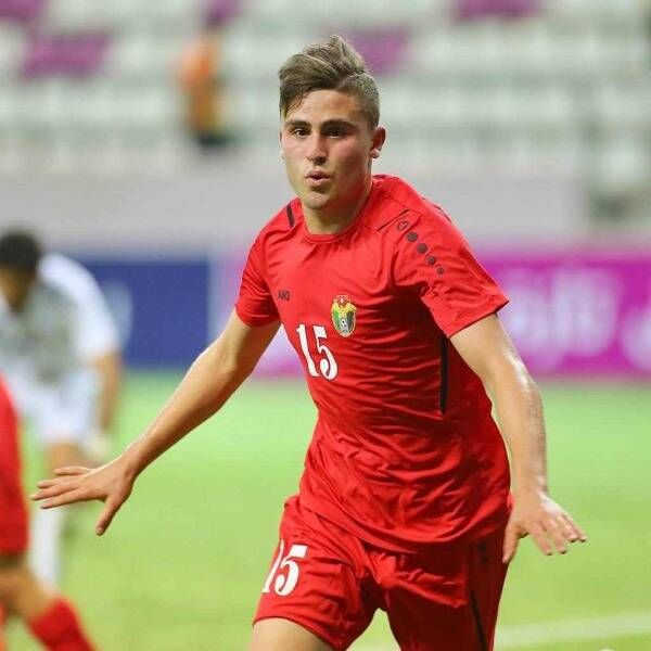 علي العزايزة