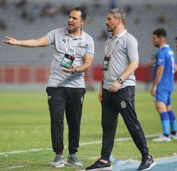 مؤمن سليمن ومساعده