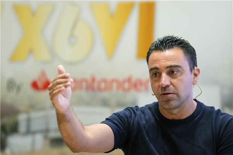 تشافي هيرنانديز (مدرب برشلونة)