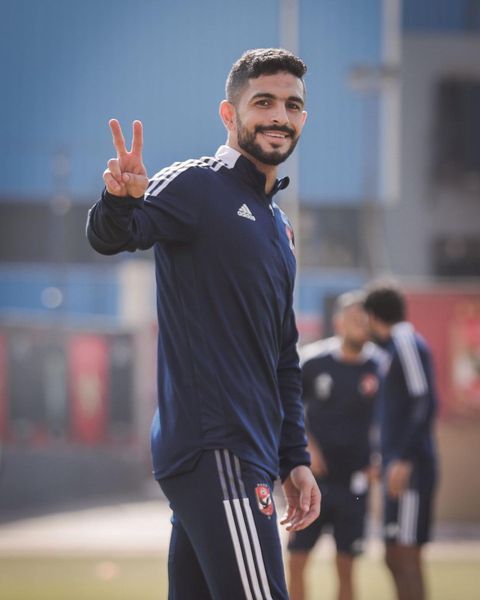 أيمن أشرف