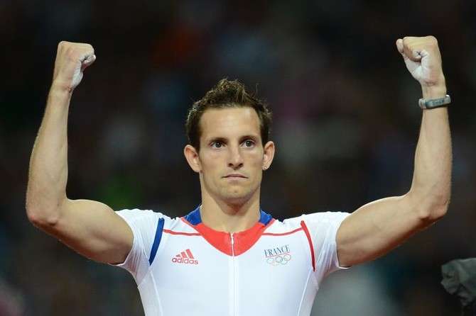 رينو لافيلني