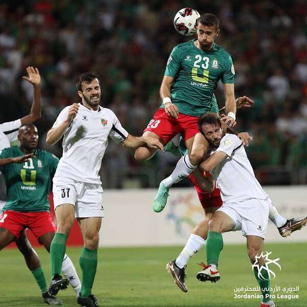 من لقاء الوحدات والأهلي