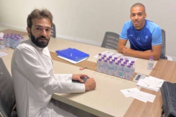 بن دبكة خلال الحديث مع كووورة