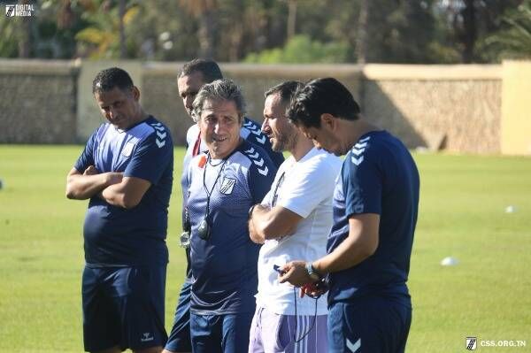 من زيارة علي معلول لتدريبات الصفاقسي