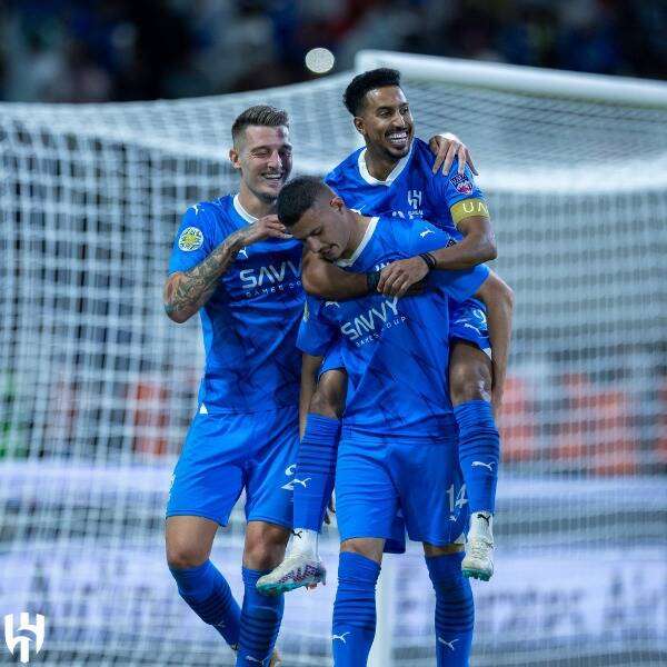 الحمدان يرفض الاحتفال بهدفه في مرمى الشباب