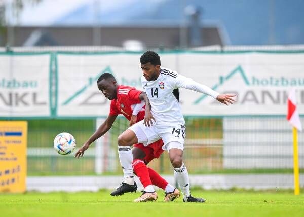 من مباريات المنتخب الإماراتي