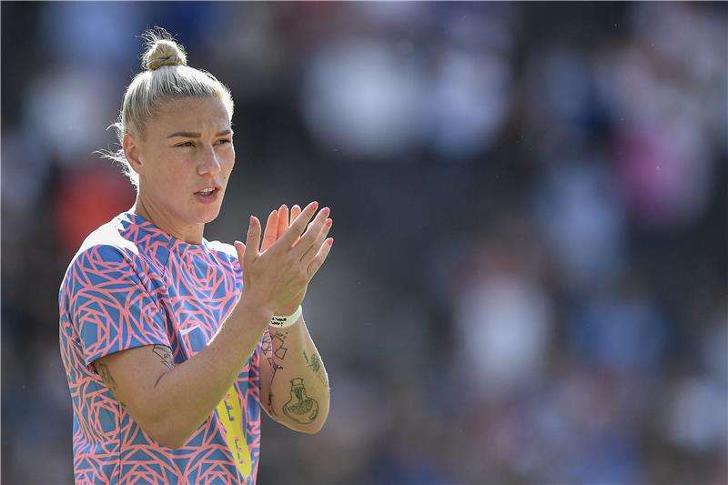 بيثاني إنجلاند