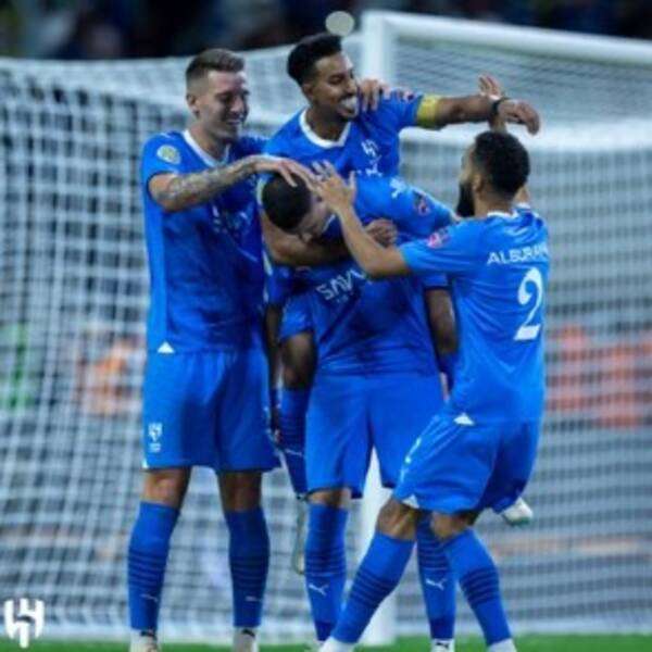 لاعبو الهلال
