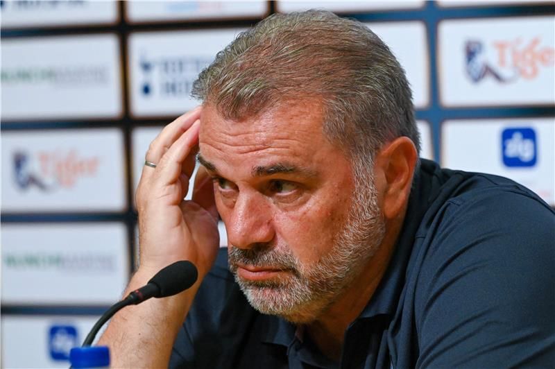 أنجي بوستيكوجلو