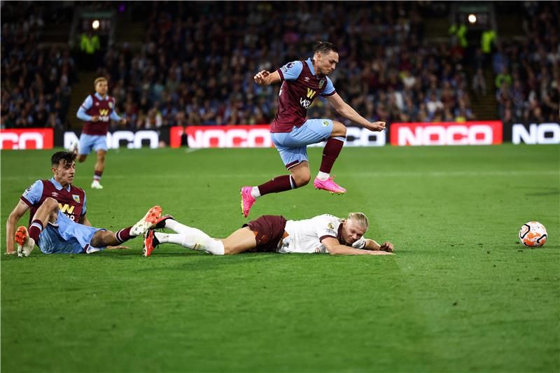 من الدوري الإنجليزي الممتاز