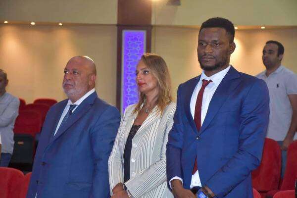 من المؤتمر الصحفي