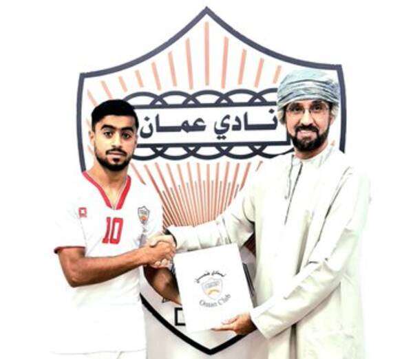 من تقديم اللاعب