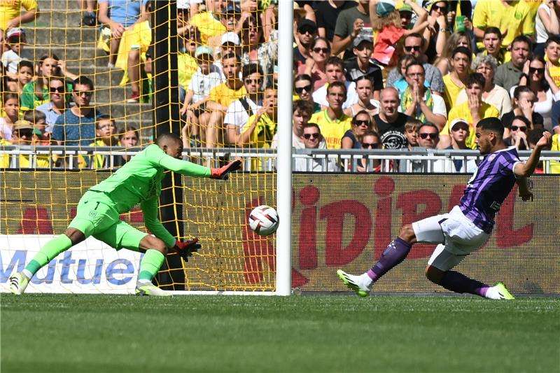 زكرياء أبو خلال