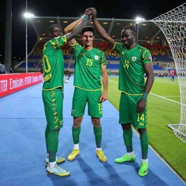 لاعبو الشرطة