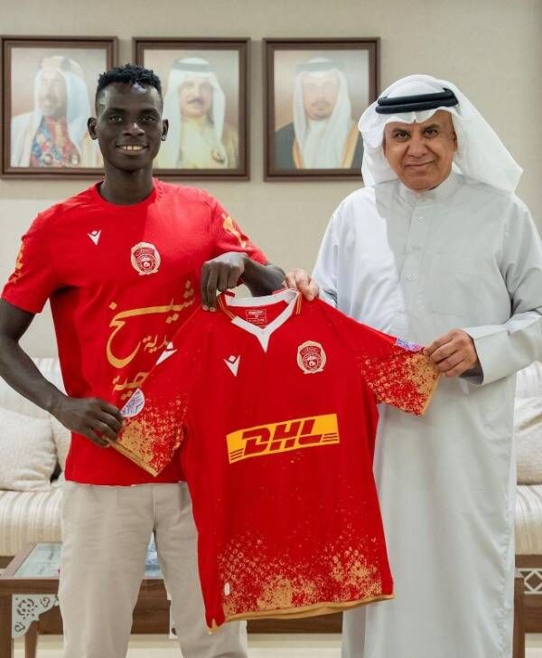 من تقديم اللاعب