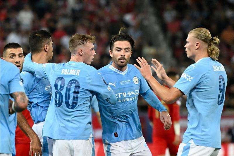 لاعبو مانشستر سيتي