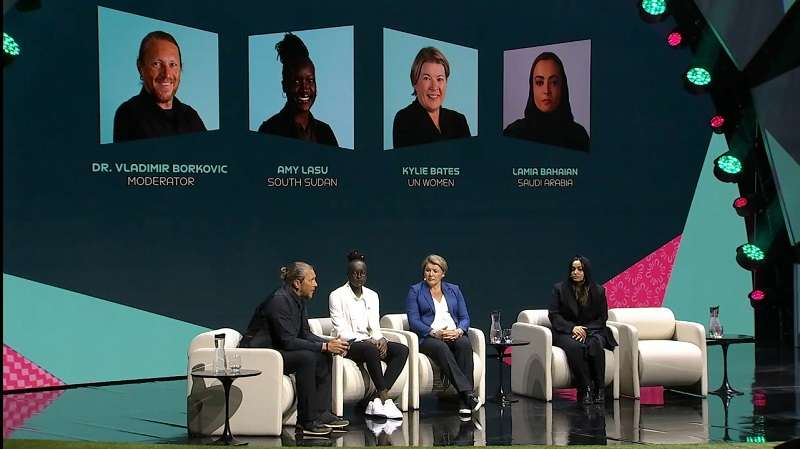 مشاركة لمياء بن بهيان في مؤتمر الفيفا