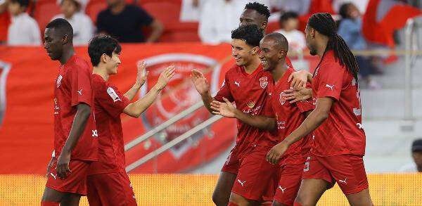 لاعبو الدحيل